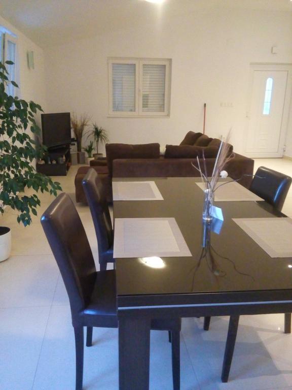 Adriatic Rose Apartment 图兰杰 外观 照片